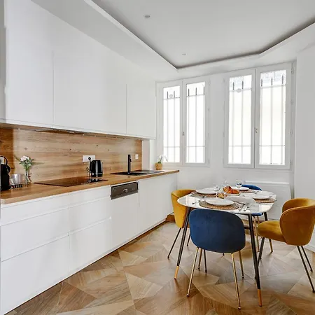 Haussmannienne De Luxe Au Coeur De 3eme Paris
