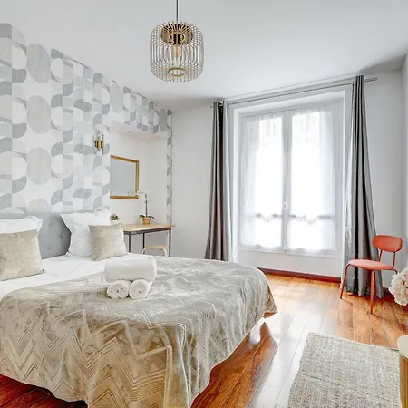 Haussmannienne De Luxe Au Coeur De 3eme アパート *